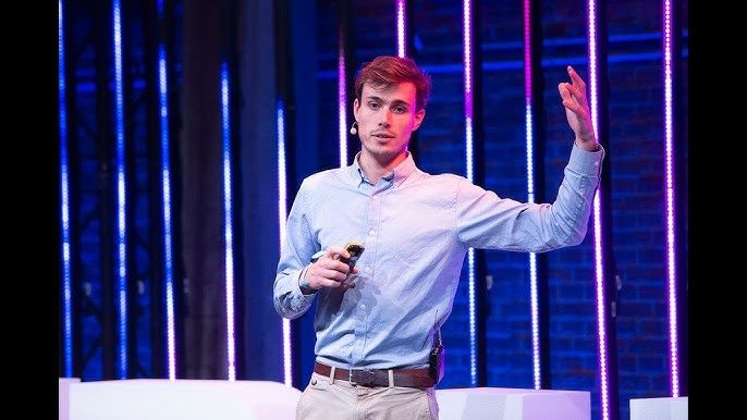Lex Hoefsloot tijdens TNW conferentie in 2018